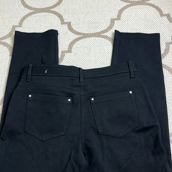 Chico's Ponte knit So Slimming Jeggings Black Solid Stretch Pants, Size 2 short - Picture 3 of 14